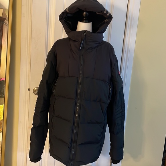 Men’s Canada goose XL Hybridge down coat - Picture 2 of 9